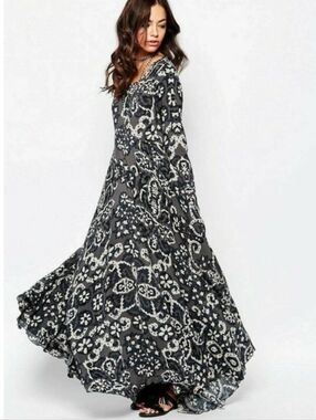 FREE PEOPLE First Kiss Shark Combo Maxi Dress
